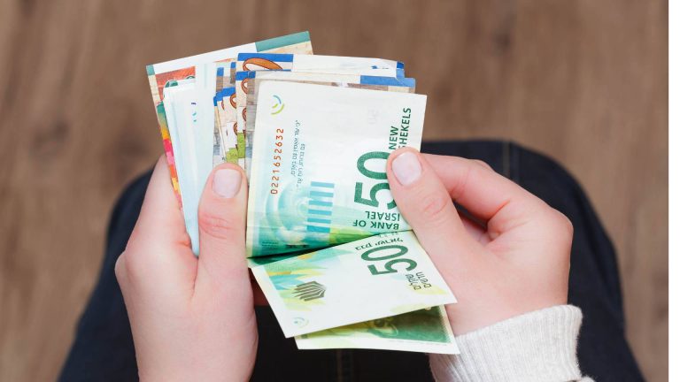 פירעון צ'ק למזומן בחדרה